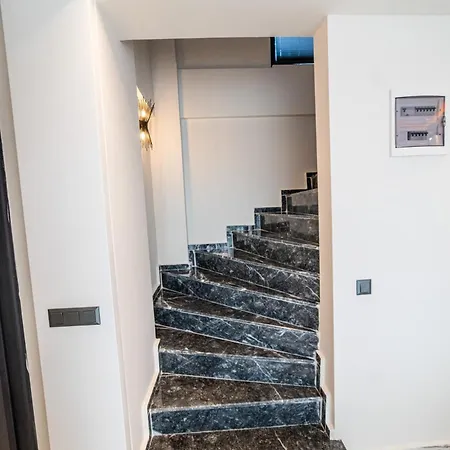 Savaya 1 Villa *