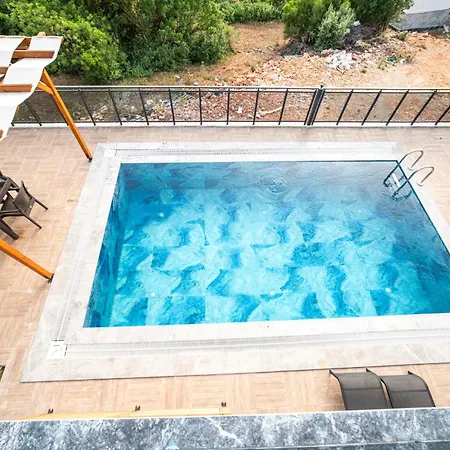 Villa Savaya 1